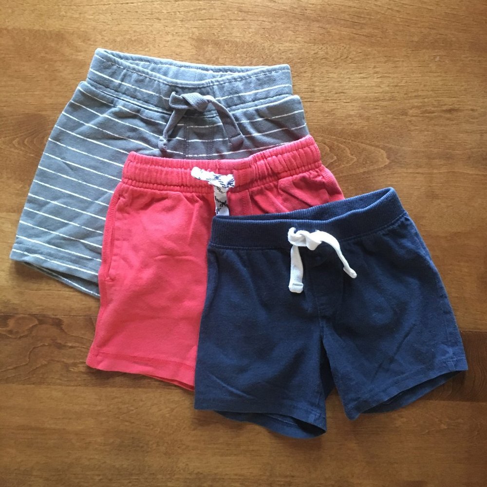 Old Navy and Gymboree shorts 12-18m and 2T